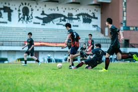 中超半程分析：豪门困境与新兴球队崛起